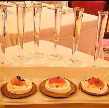 ✨Vodka flights + Caviar tasting = the perfect ingr