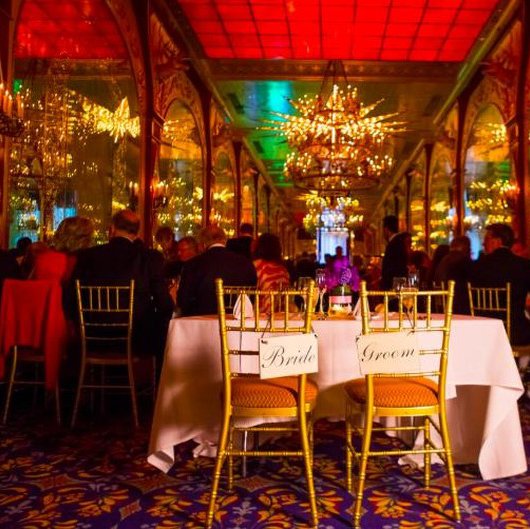 The Russian Tea room features an Iconic atmosphere